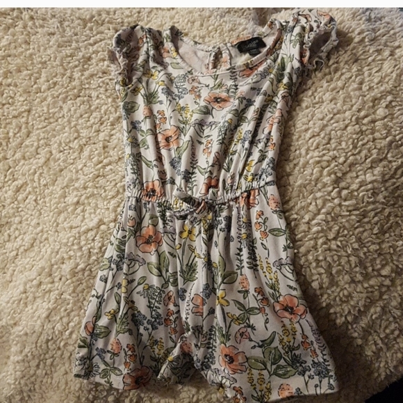 Dress - Picture 2 of 4